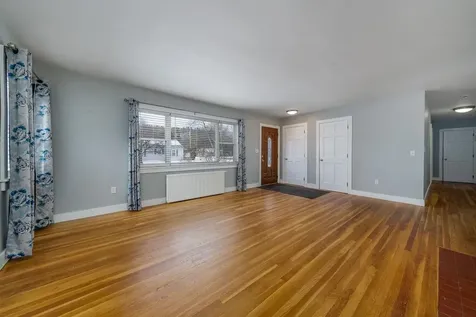 24 Ash Street Hartford VT 05001