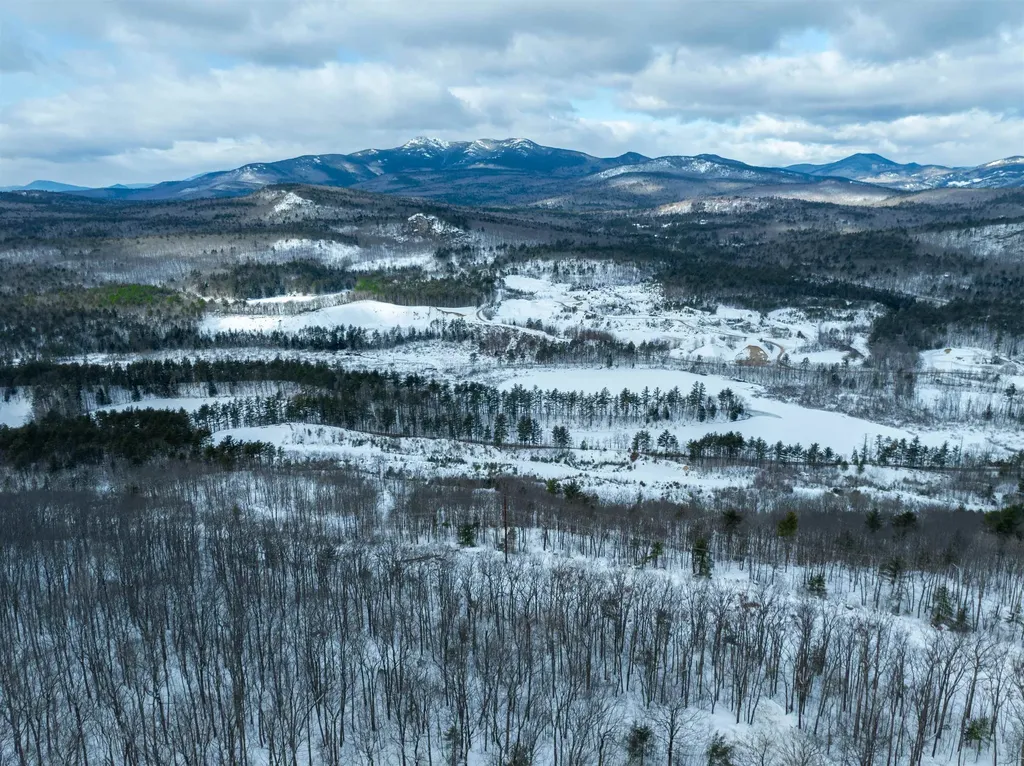 8 Grimsel Road Madison NH 03849