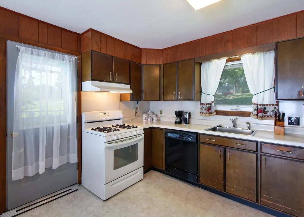 33 Heron Ridge Road South Hero VT 05486