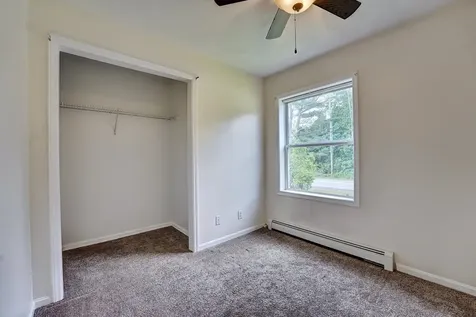 131 Walnut Avenue North Hampton NH 03862