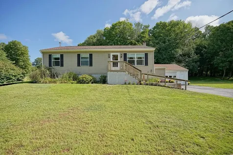 131 Walnut Avenue North Hampton NH 03862