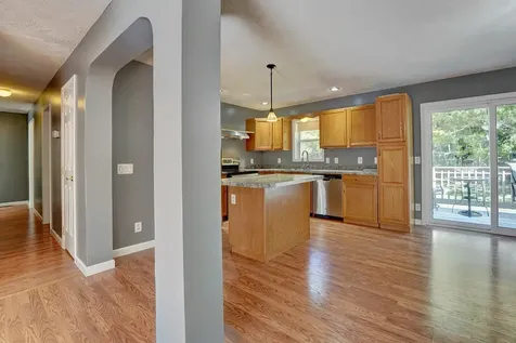 131 Walnut Avenue North Hampton NH 03862