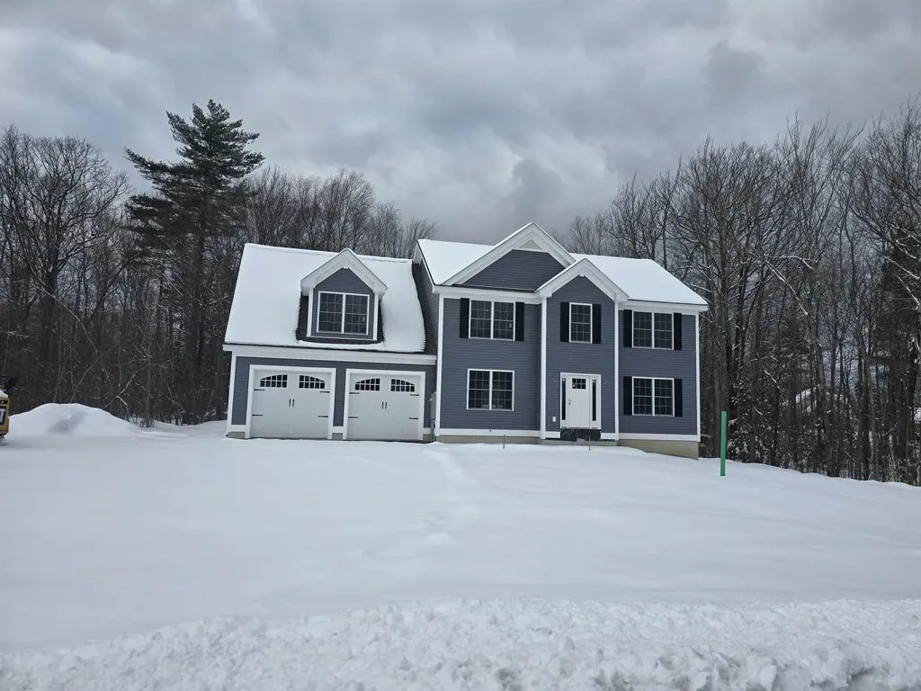 103 Soughegan Avenue Amherst NH 03031