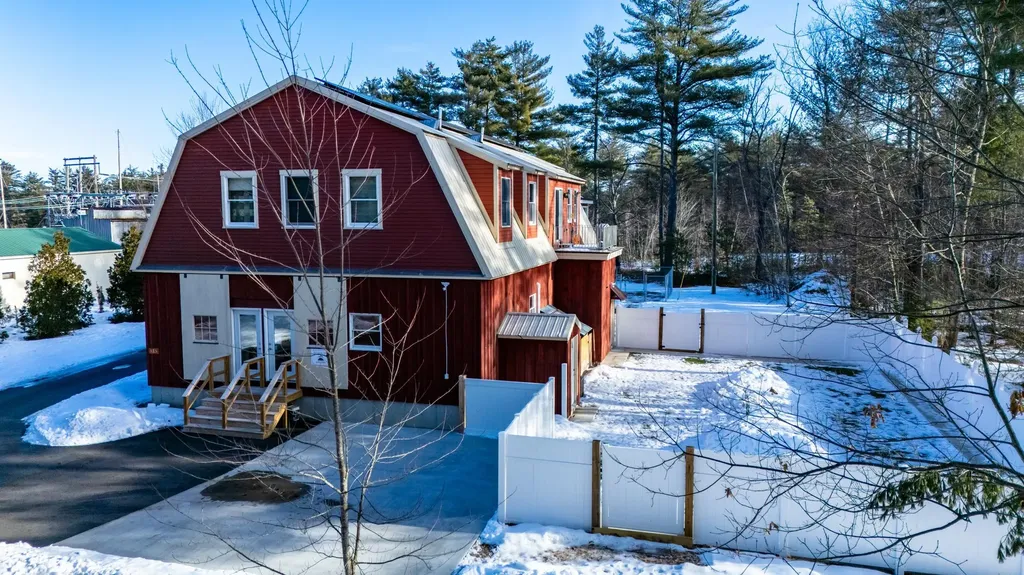 313 Maple Road Tamworth NH 03817