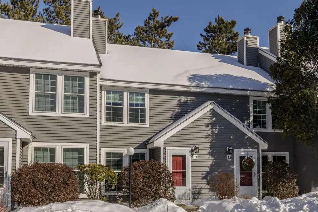 51 NE Village Road Concord NH 03301