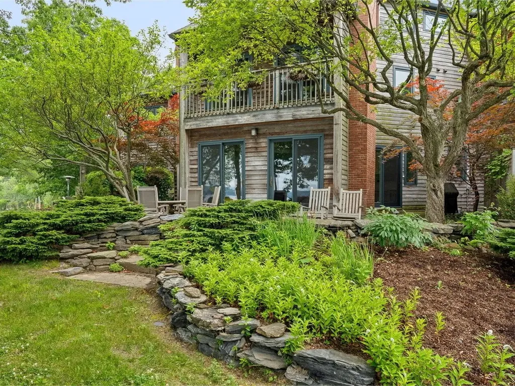 3412 Harbor Road Shelburne VT 05482