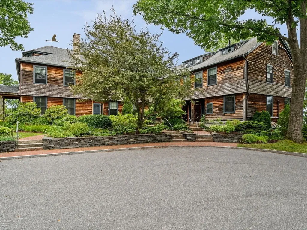 3412 Harbor Road Shelburne VT 05482