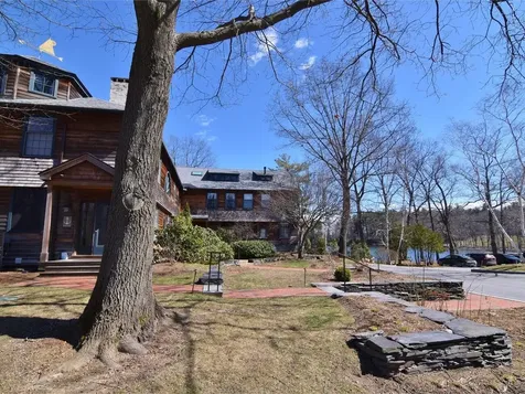 3412 Harbor Road Shelburne VT 05482