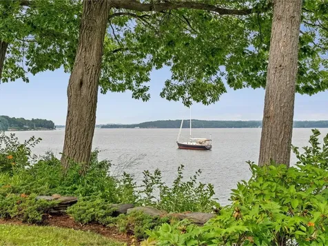 3412 Harbor Road Shelburne VT 05482