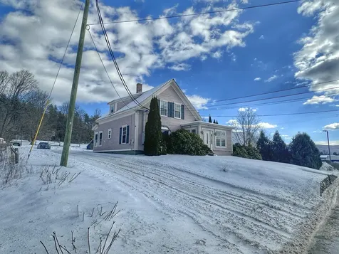 198 Washington Street Claremont NH 03743