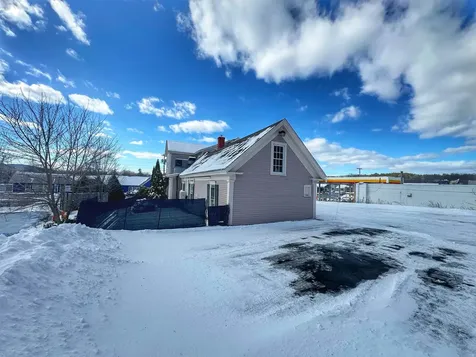 198 Washington Street Claremont NH 03743
