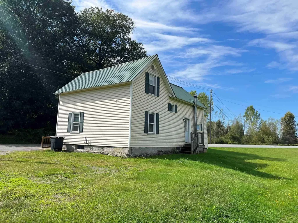 91 Clyde Street Newport City VT 05855