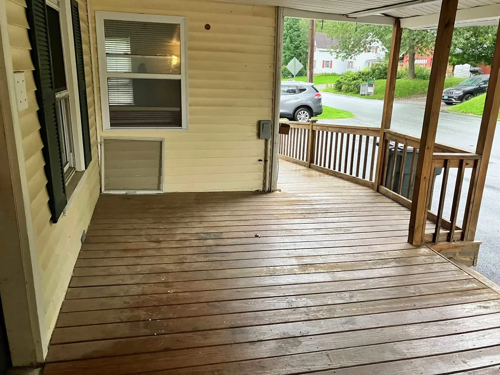 91 Clyde Street Newport City VT 05855