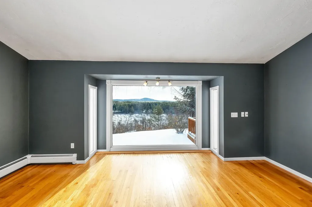 200 Pine River Path Effingham NH 03882