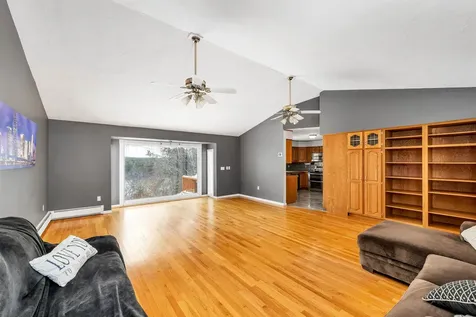 200 Pine River Path Effingham NH 03882