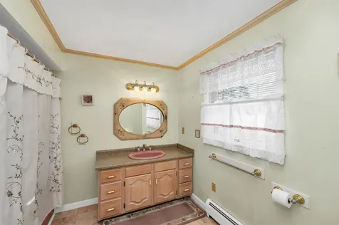 200 Pine River Path Effingham NH 03882