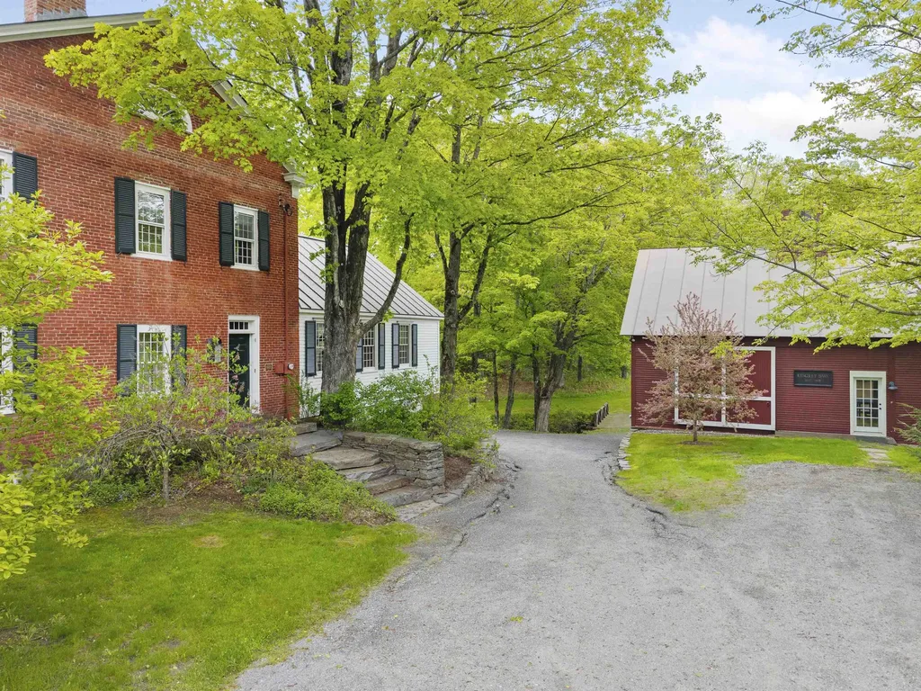 4945 South Road Woodstock VT 05071