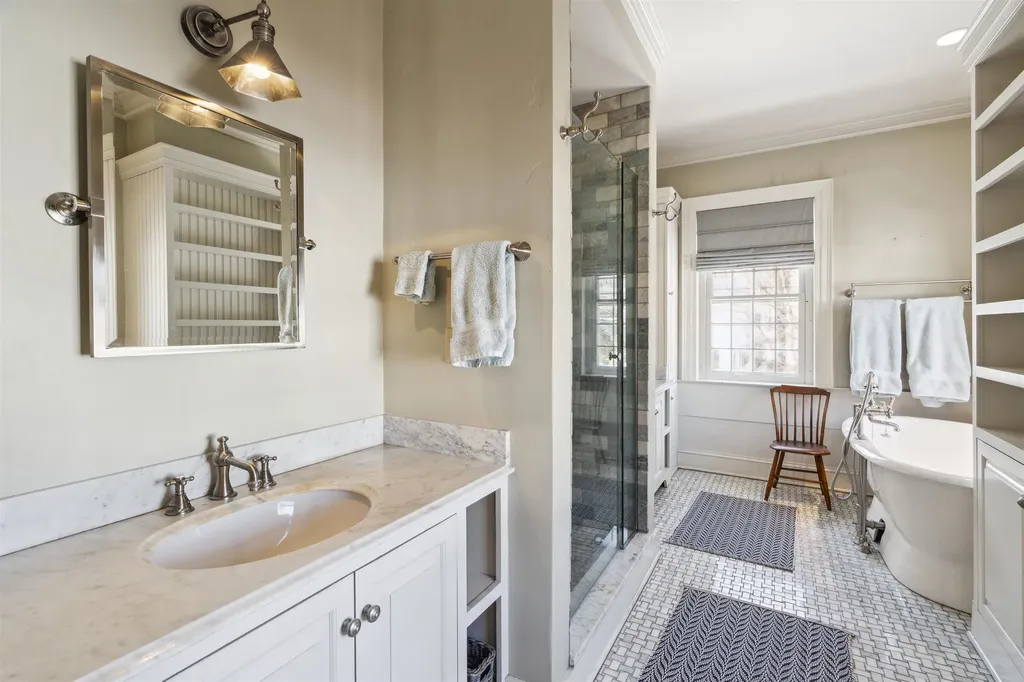 4945 South Road Woodstock VT 05071