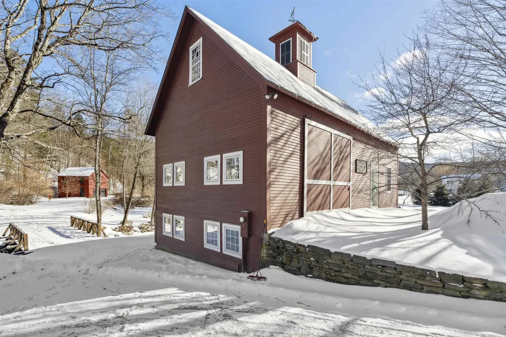 4945 South Road Woodstock VT 05071