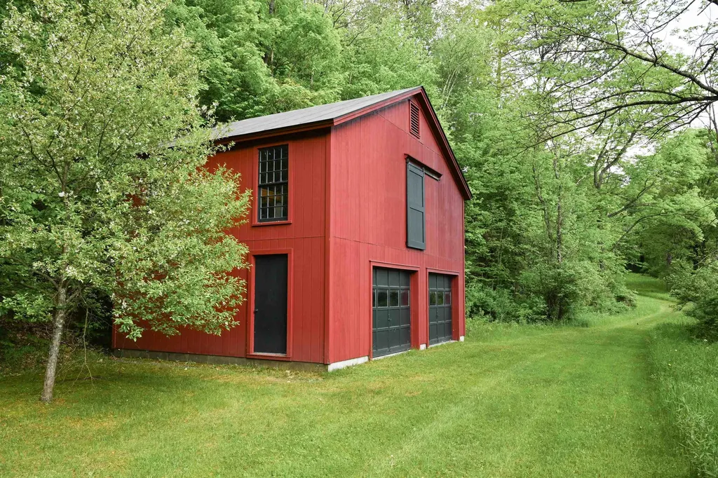 4945 South Road Woodstock VT 05071