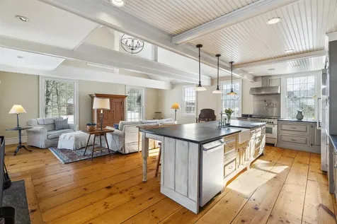 4945 South Road Woodstock VT 05071