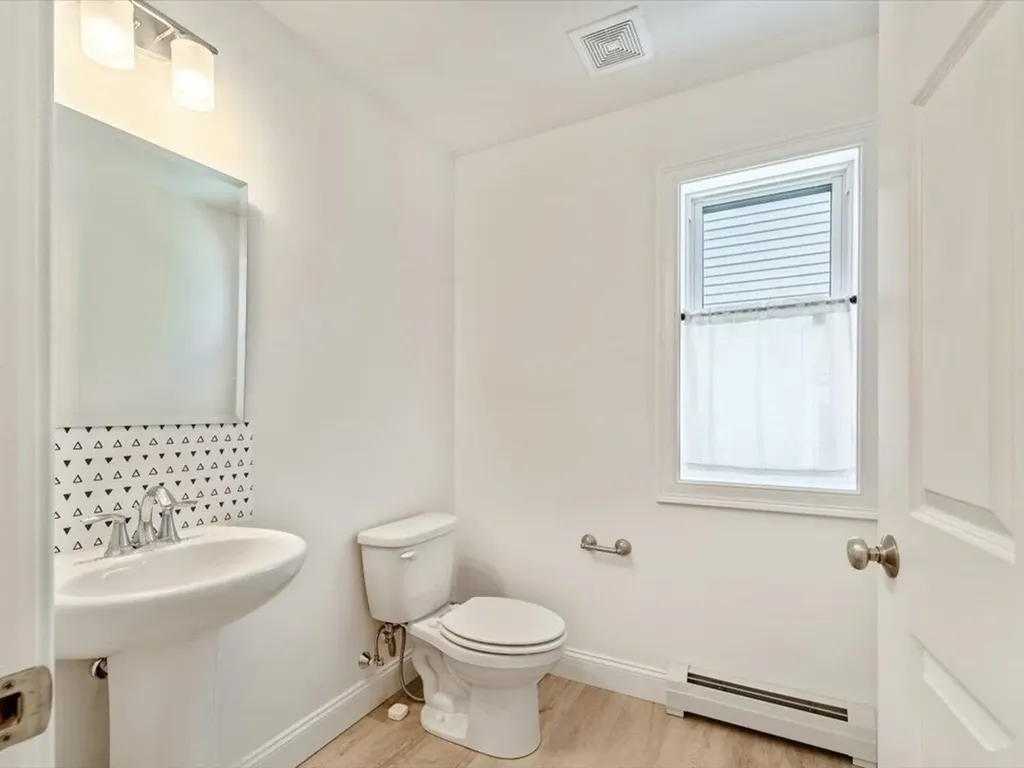 872 Harbor View Drive St. Albans Town VT 05478