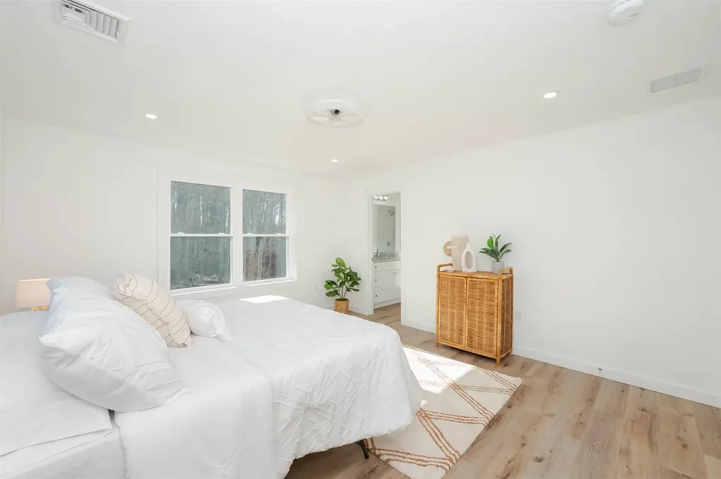 67 Bradstreet Lane Eliot ME 03903