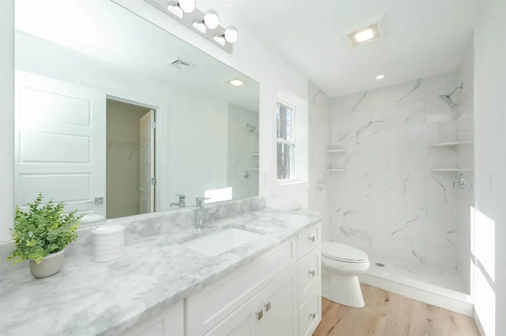 67 Bradstreet Lane Eliot ME 03903