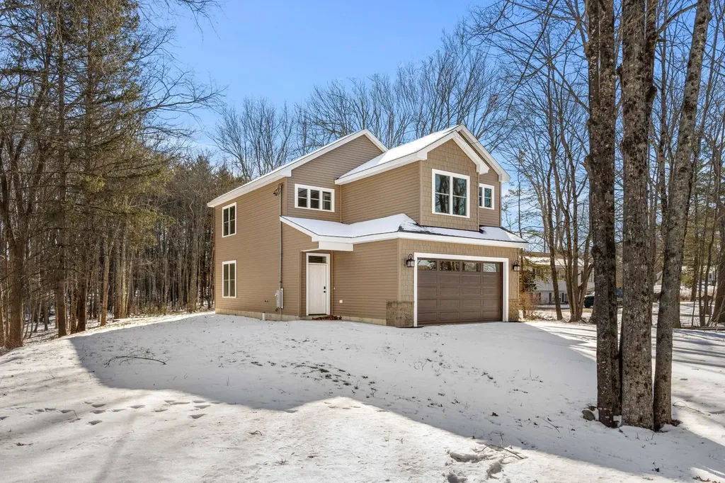 67 Bradstreet Lane Eliot ME 03903