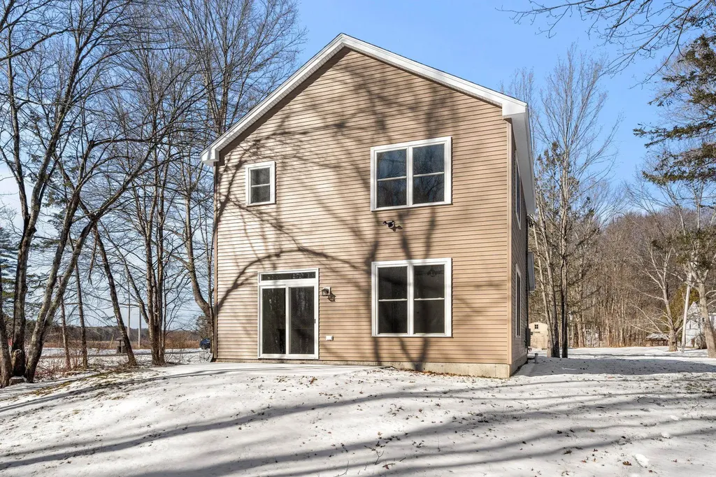 67 Bradstreet Lane Eliot ME 03903