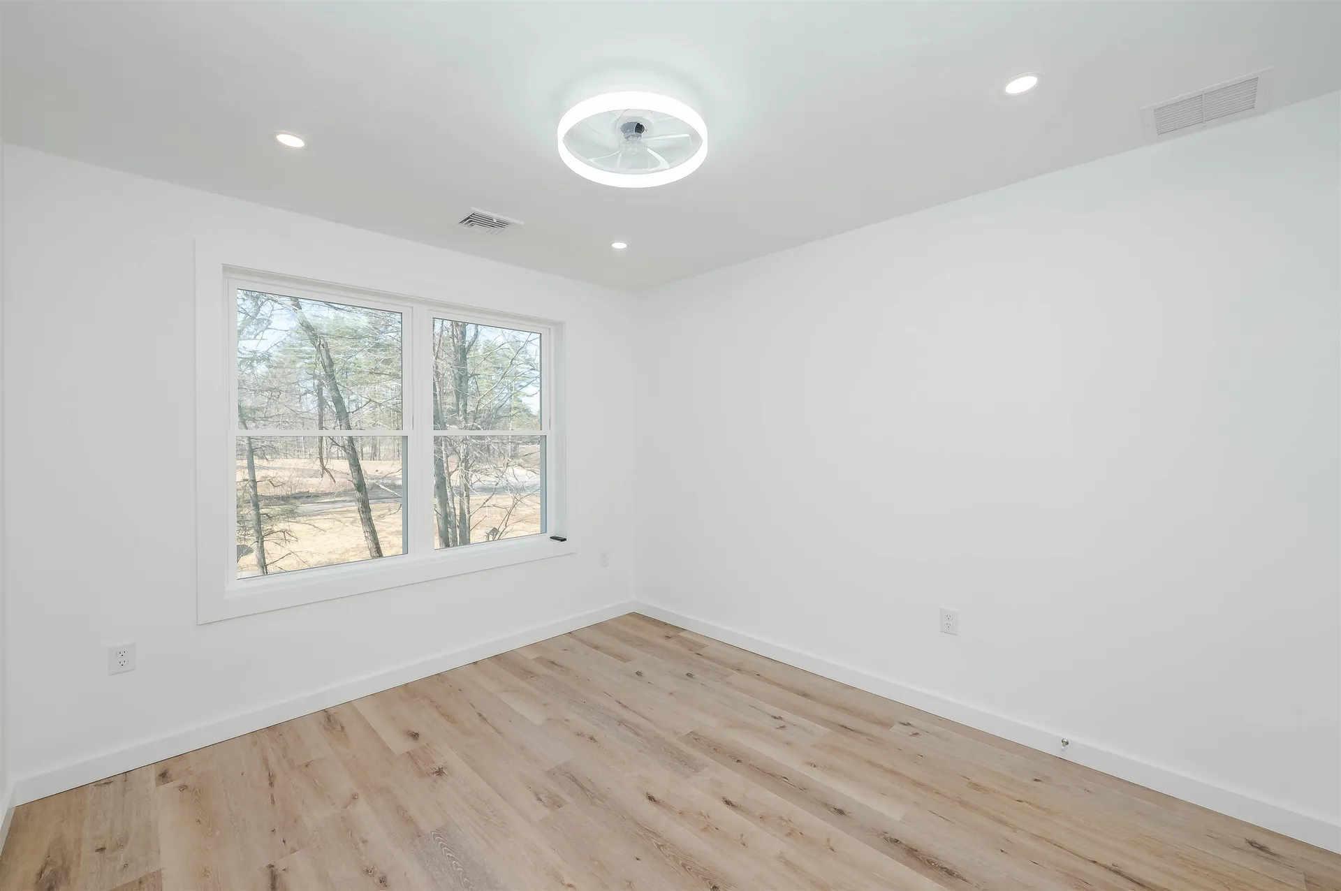 67 Bradstreet Lane Eliot ME 03903