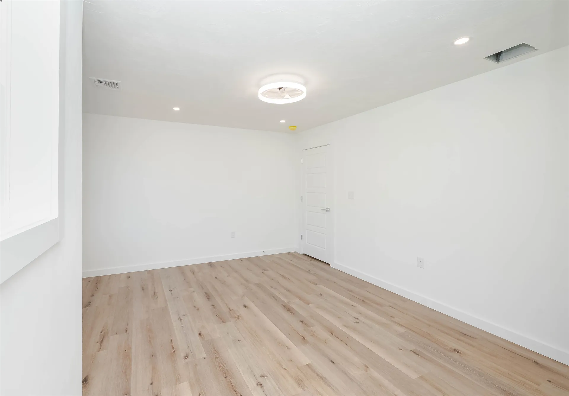 67 Bradstreet Lane Eliot ME 03903