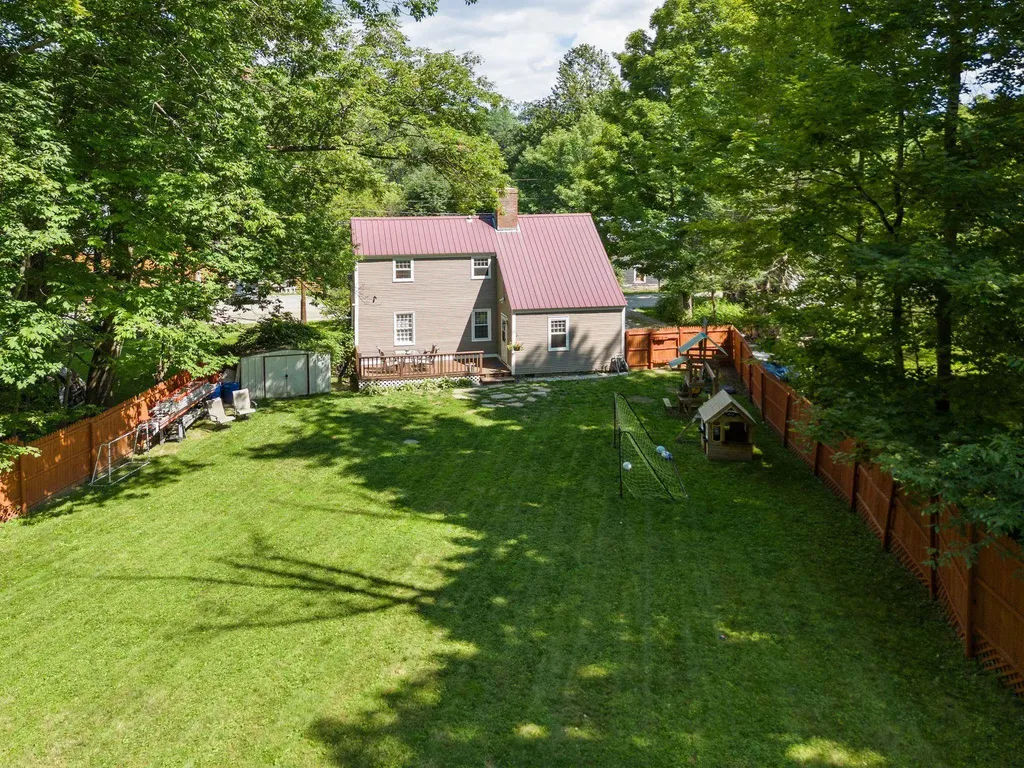 44 Upper Falls Road Weathersfield VT 05151