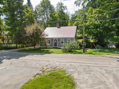 44 Upper Falls Road Weathersfield VT 05151