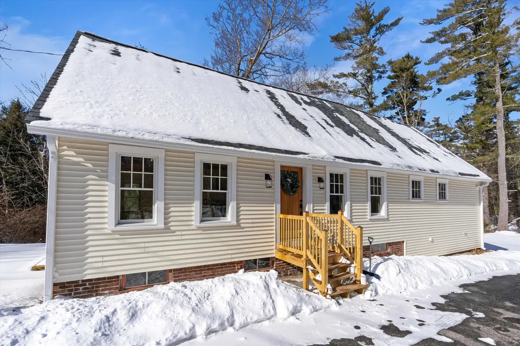 1191 Short Falls Road Epsom NH 03234