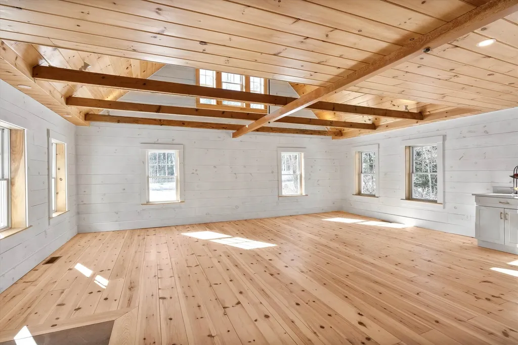 1191 Short Falls Road Epsom NH 03234