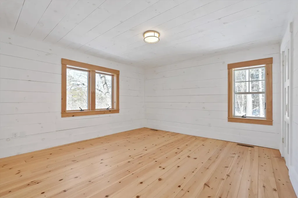 1191 Short Falls Road Epsom NH 03234