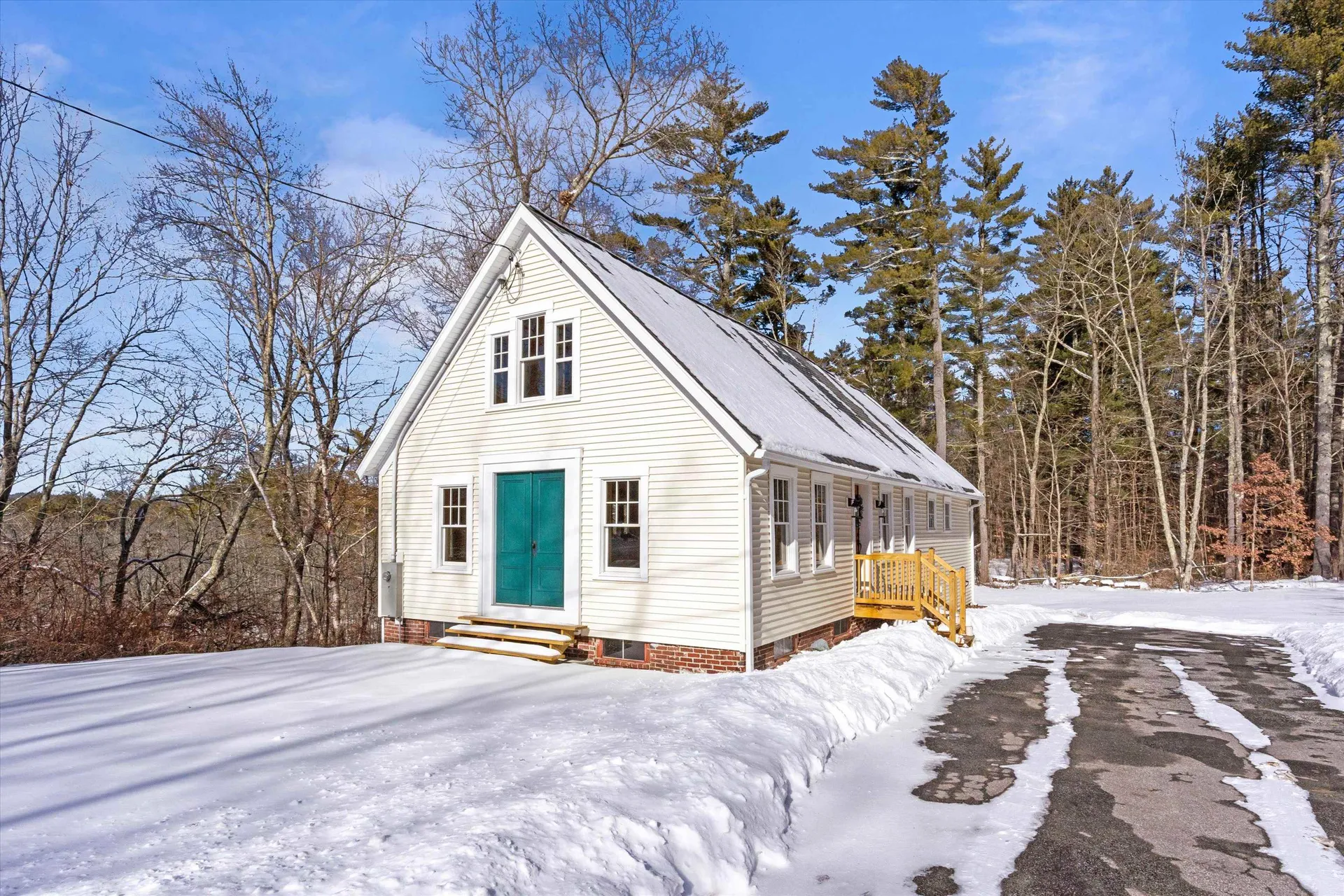 1191 Short Falls Road Epsom NH 03234