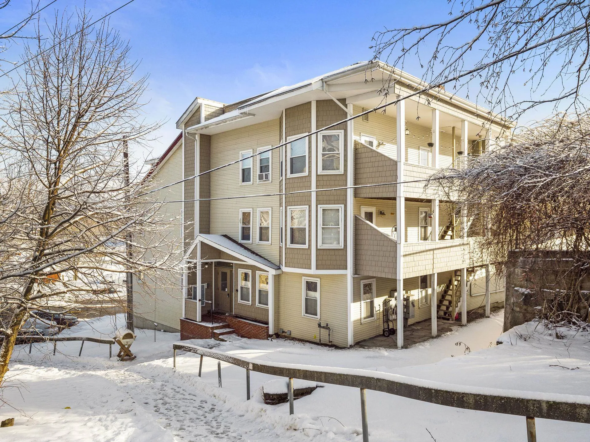 25 School Street Dover NH 03820