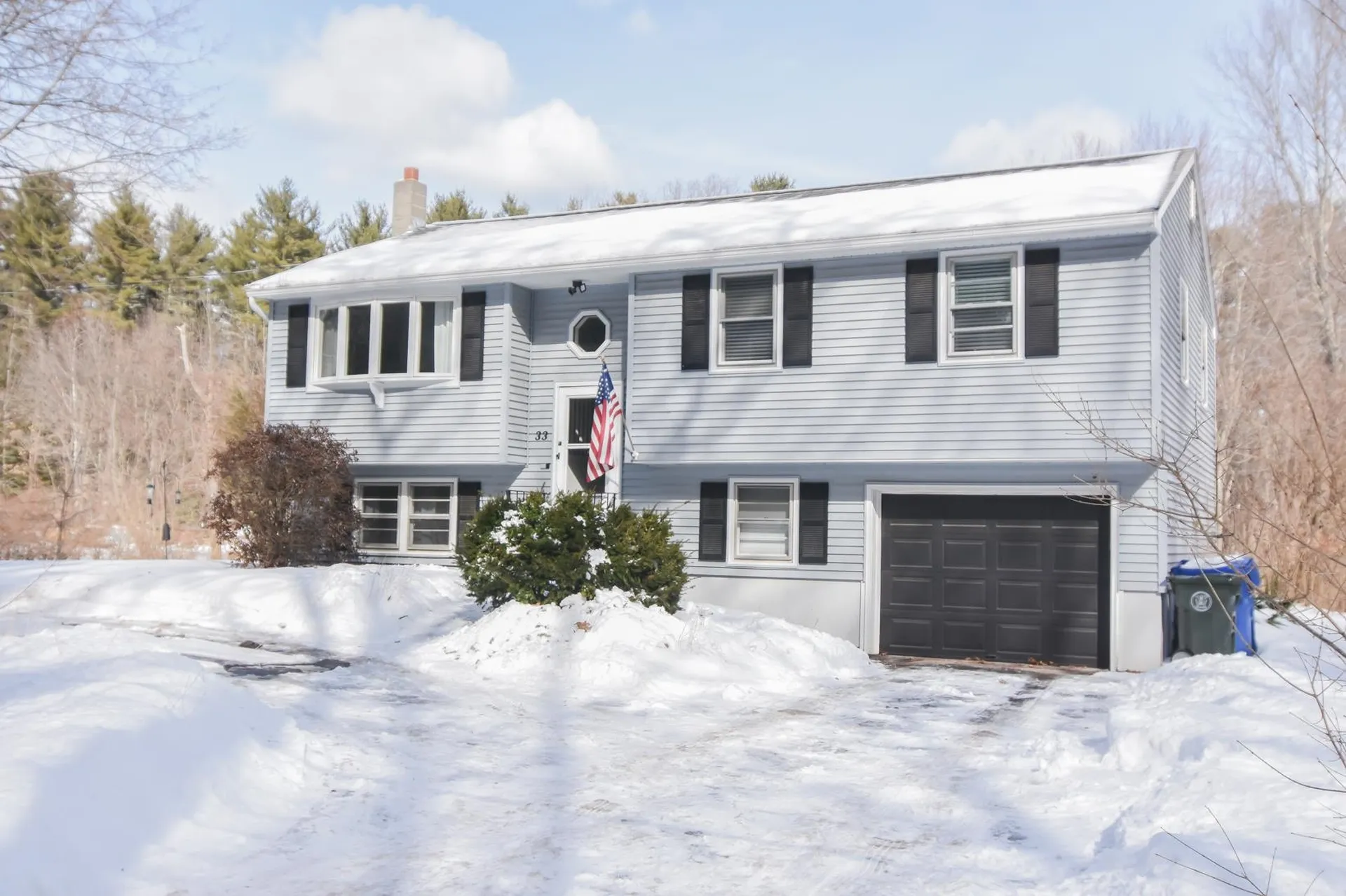 33 Mill Road Londonderry NH 03053