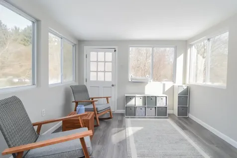 33 Mill Road Londonderry NH 03053