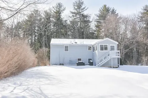 33 Mill Road Londonderry NH 03053