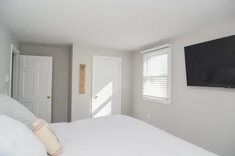 33 Mill Road Londonderry NH 03053