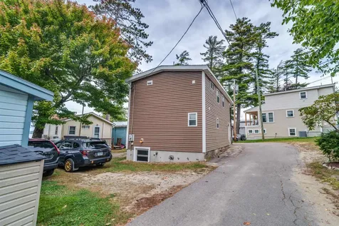 10 Breezy Point Gilford NH 03249