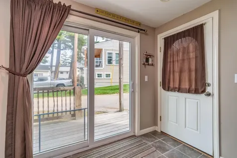 10 Breezy Point Gilford NH 03249