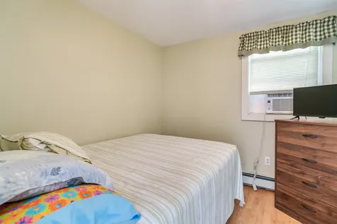 10 Breezy Point Gilford NH 03249