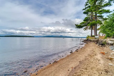 10 Breezy Point Gilford NH 03249