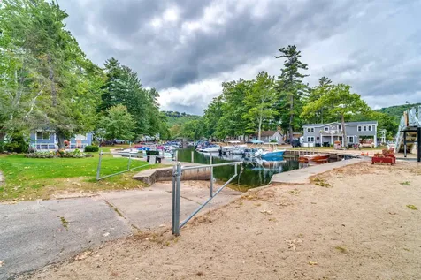 10 Breezy Point Gilford NH 03249