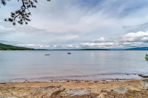 10 Breezy Point Gilford NH 03249