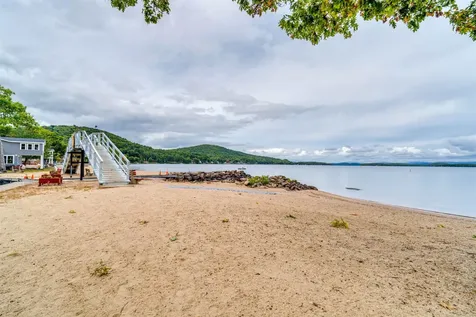 10 Breezy Point Gilford NH 03249